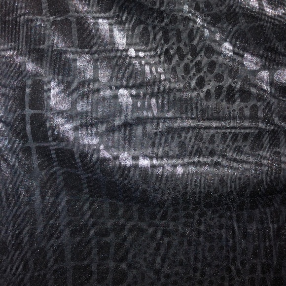 Shein top - Picture 2 of 3